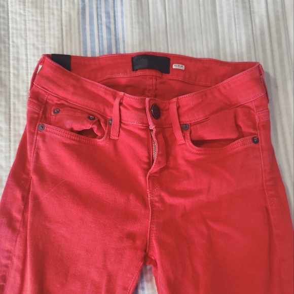 VINCE Skinny Ankle Colored Jeans in Geranium - Picture 5 of 7